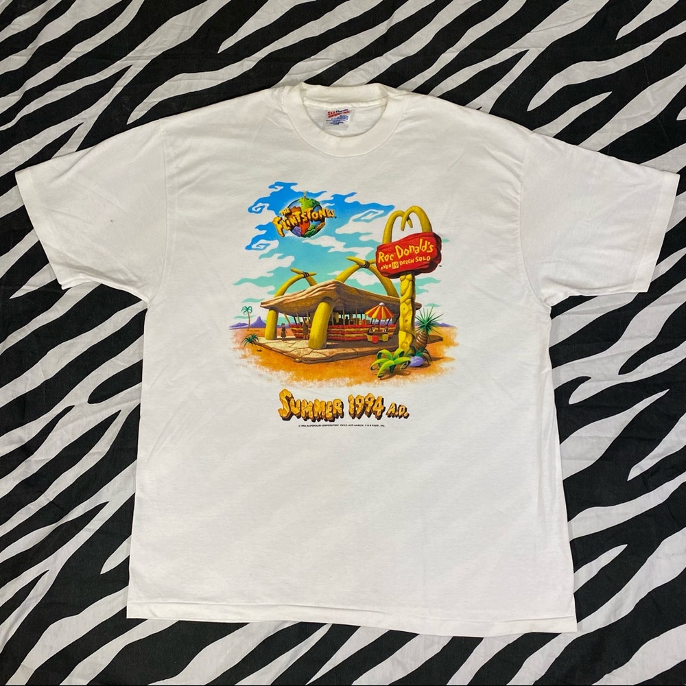 VINTAGE 1994 FLINTSTONES x MCDONALDS T-SHIRT